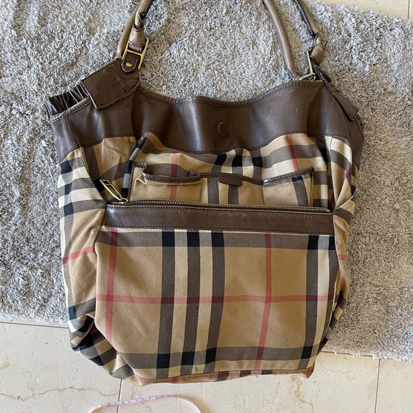 Burberry Leather Oversized Bag/Shopper - Picture 12 of 16